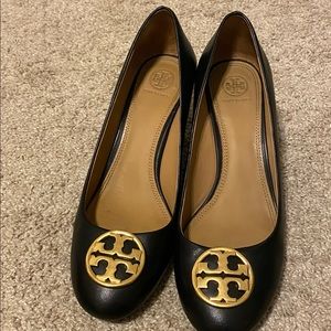 Tory Burch Chelsea Wedge shoe